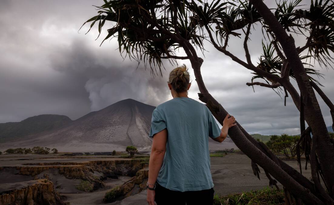 The approach to Mount Yasur.