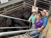 Scott Cooper, Nutrien Ag Solutions, Gunnedah with his clients Bert and Han D'Hudson, Webonga, Coolatai. Webonga offered 300 cows with calves at foot at the sale.