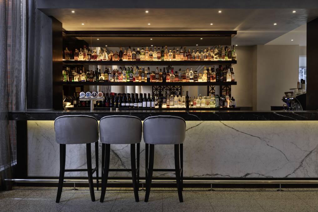 The bar at Pullman Auckland Hotel & Apartments.