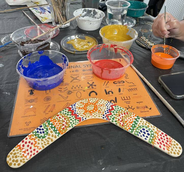 The Standley Chasm off train experience includes a dot painting workshop. Picture: Katie Spurgo